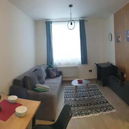 Aurelius Bombay - Jahorinska Vila *